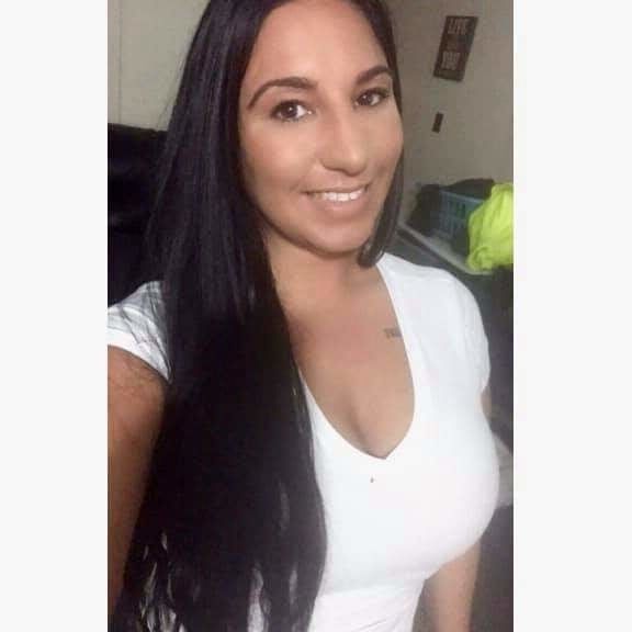 My cousin Erin comment what you do to her
