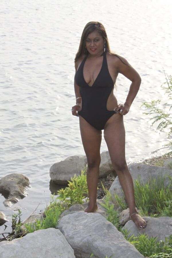 Sexy Milf From Trinidad