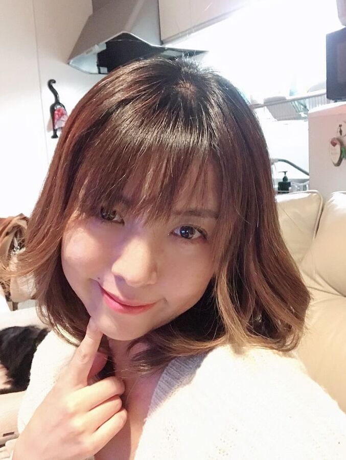 Cute Singaporean Chinese Girl