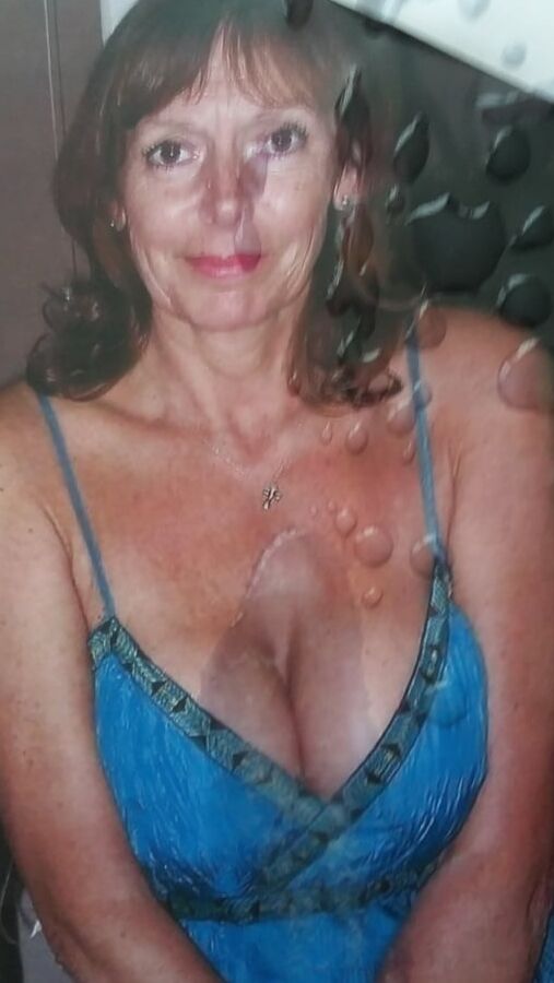 big cleavage grannies wank with cum