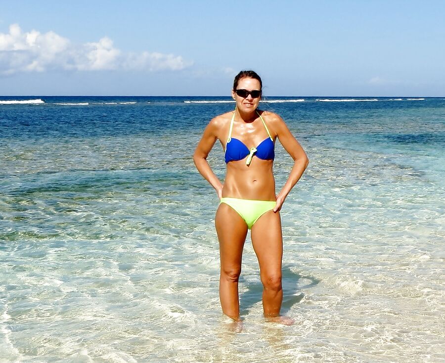 Milf beach fun
