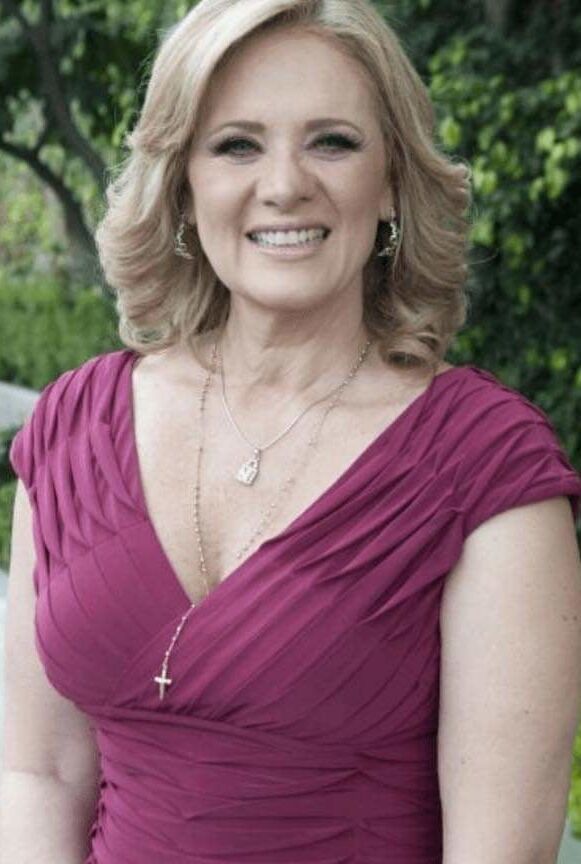 Famosas Erika Buenfil Tetona madura actriz - Mexican actres