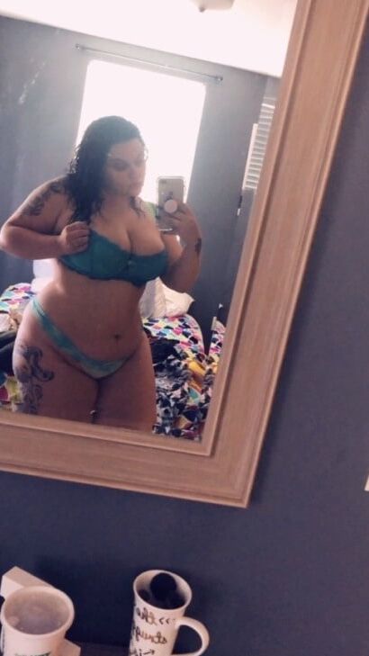 Nice curvy metis amateur