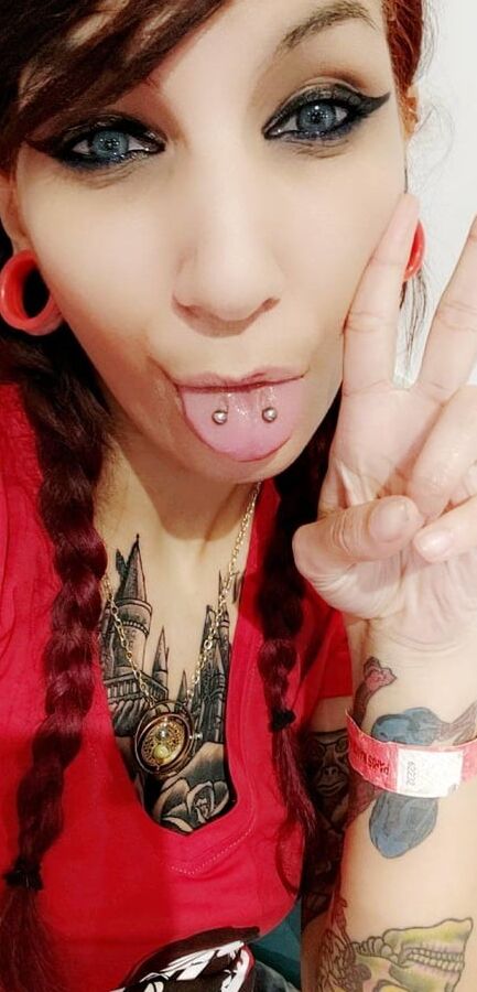 FRENCH SLUT (DM FOR DETAILS)