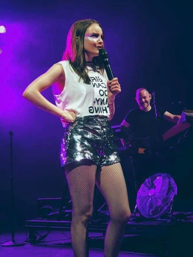 Lauren Mayberry