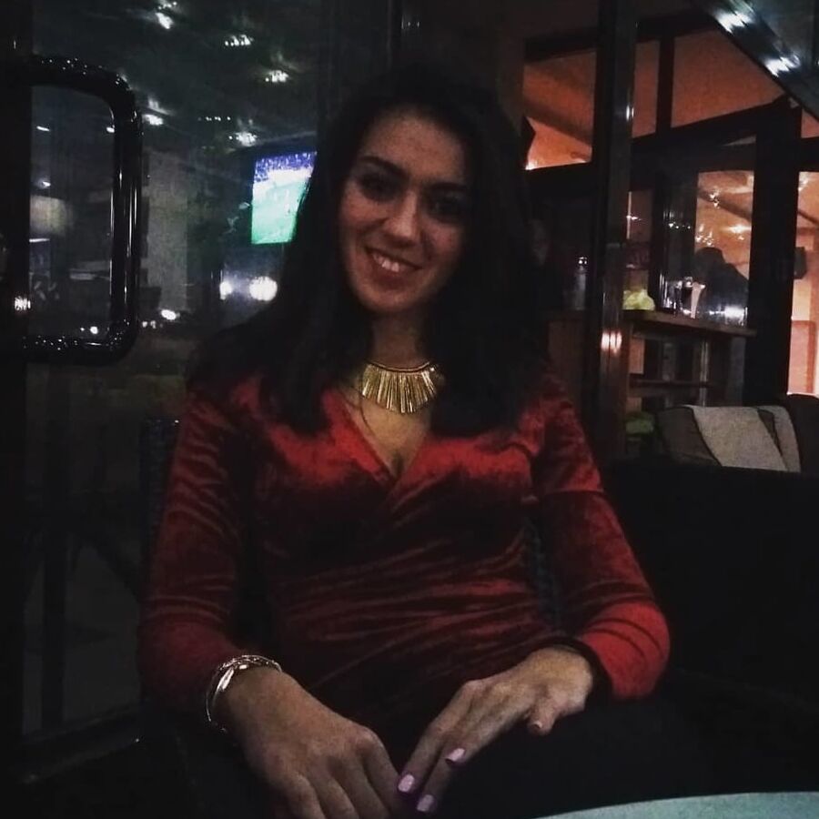 Naida milf
