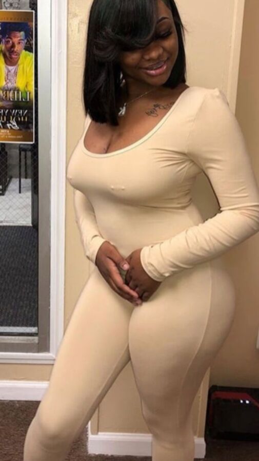 No Bra, Phat Ass, Big Tits Collection