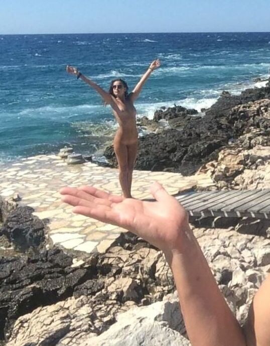 Anna Herrin private vacation pics aug