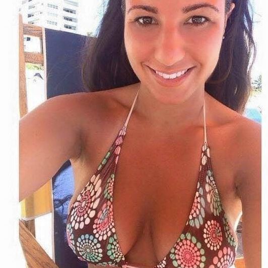 My cousin Erin comment what you do to her