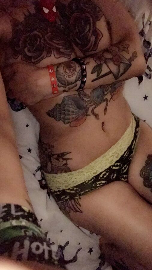 FRENCH SLUT (DM FOR DETAILS)