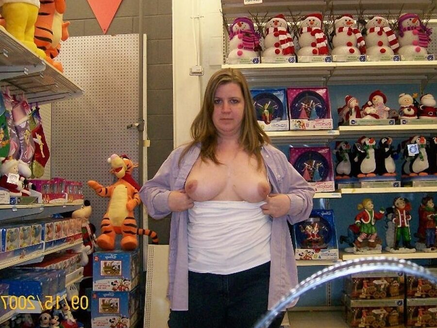FLASHERS IN STORES
