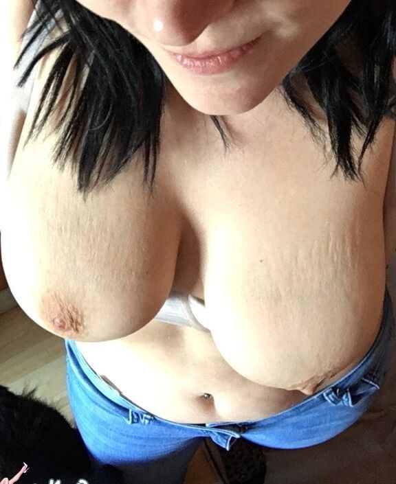 Hot saggy bodies