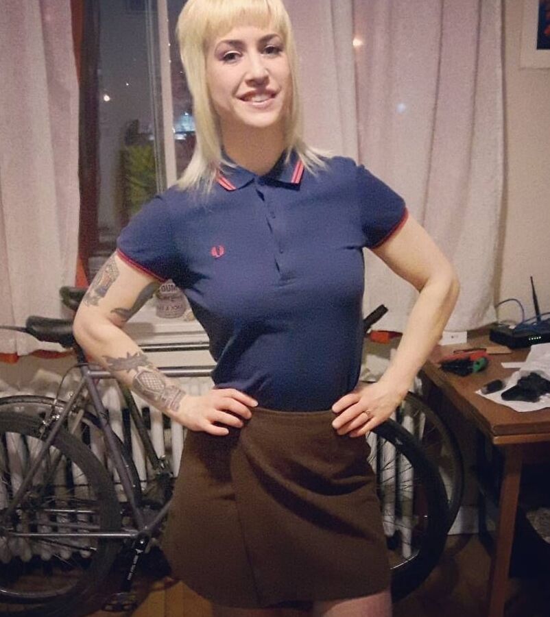 WHITE GIRLS FOR WHITE COCK ONLY