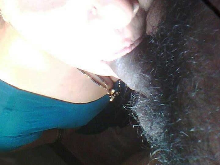 My Aunt such my cock