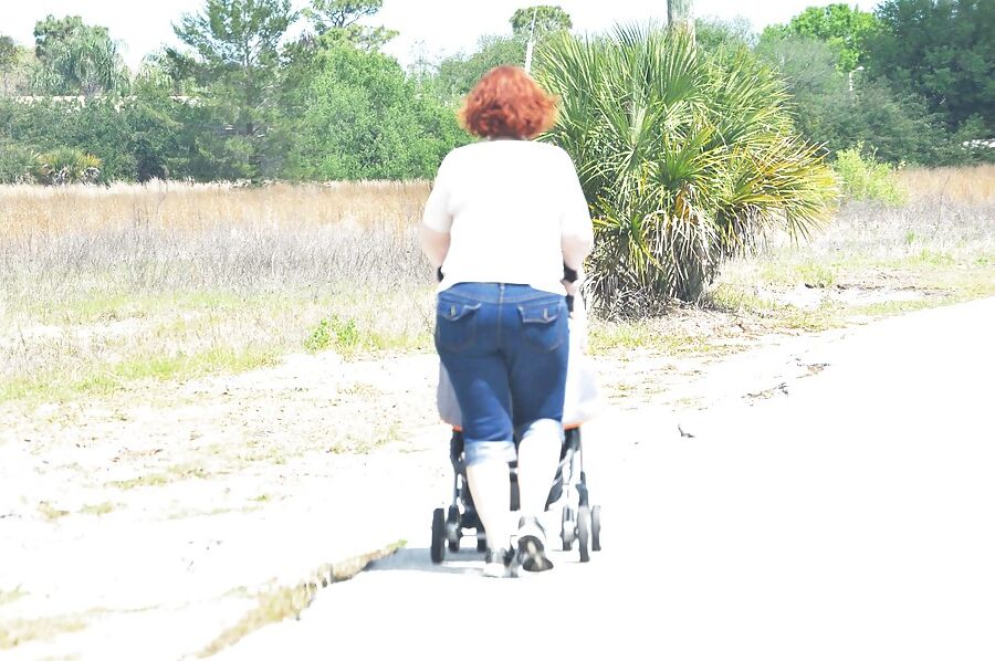 nice granny ass V