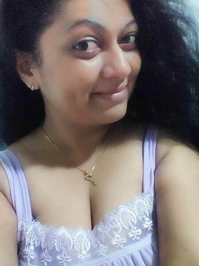 wonderfull ladies sri lanka