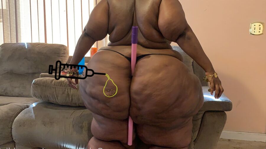 Big Black Pear