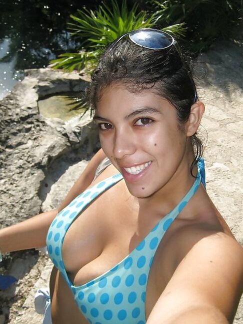 Enfermera tetona
