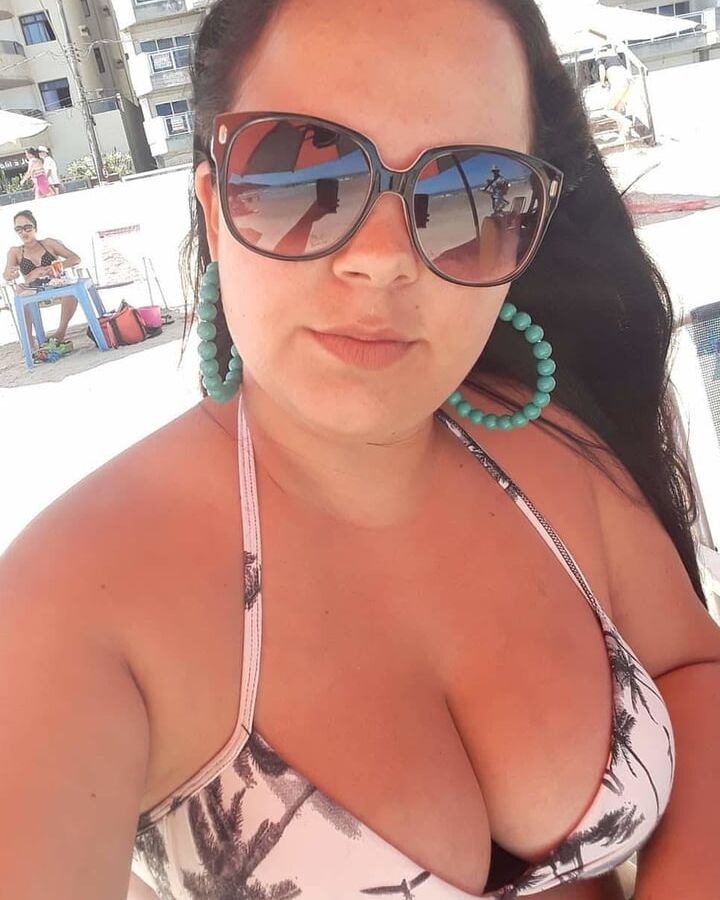 Silvia Dias (coroa gostosa anos)