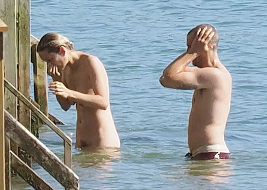 Marion Cotillard Nudist CMNF