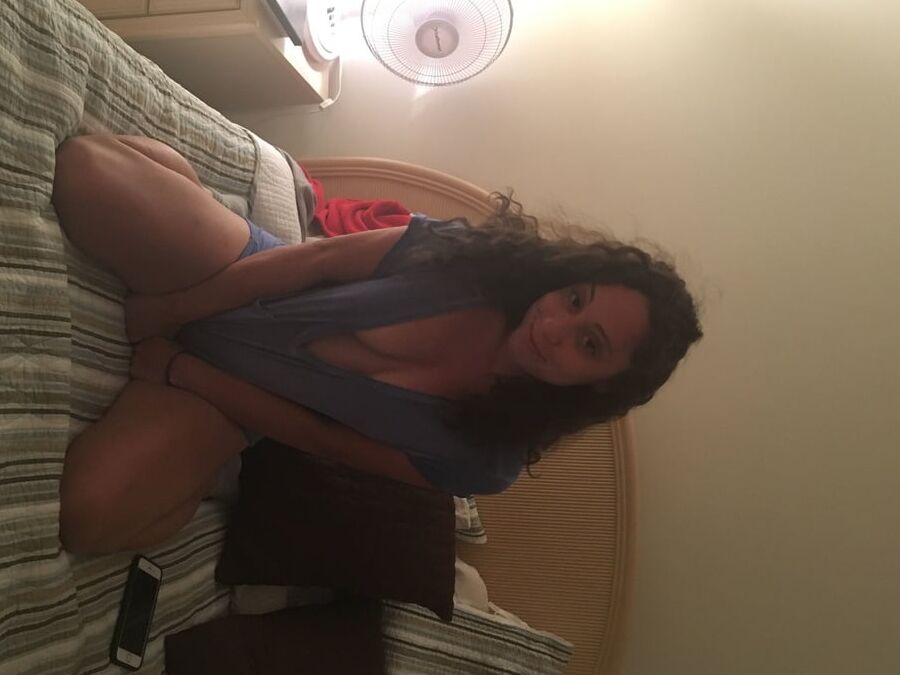 Brunete slut