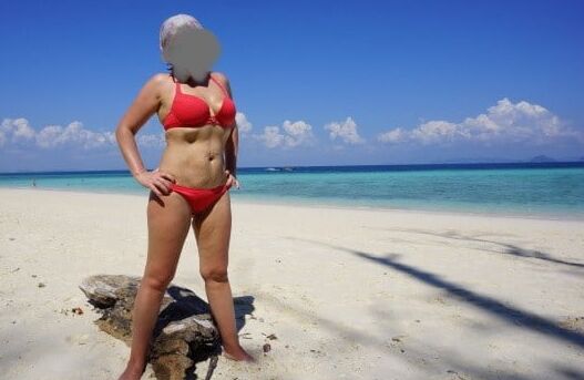 Matures, amatures, curvy, and bbw at beach