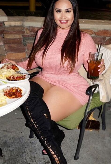 Gorgeous Curvy Ladies