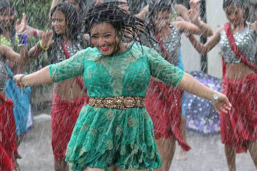 NEPALI HORNY SINGER HOT PIXS