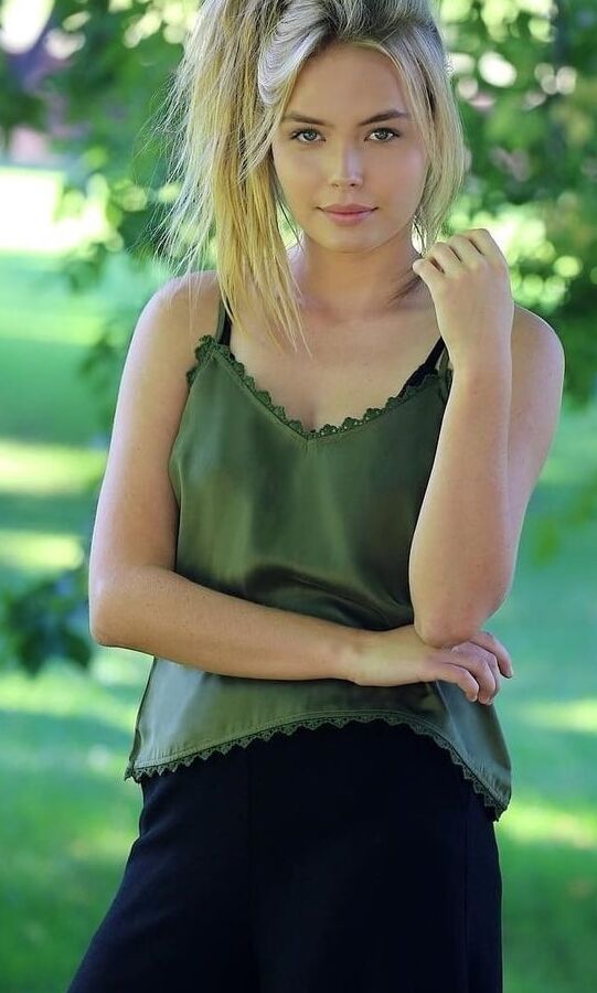 LILLY VAN DER MEER PICTURES