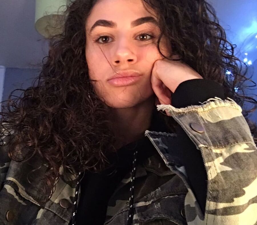 Amateur exposed - Alicia