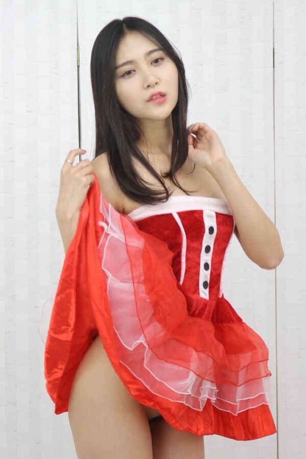 Chinese Amateur Model