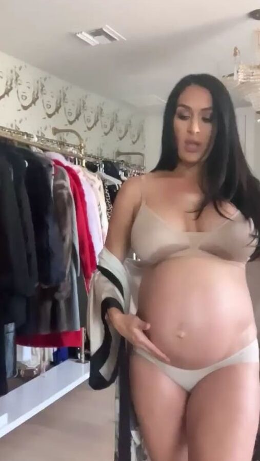 Nikki Bella