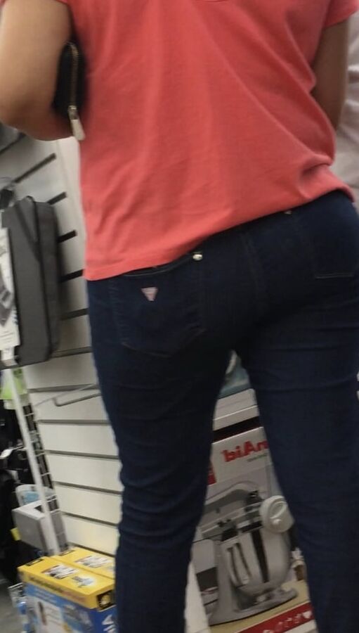 B.B&amp;B jeans ass
