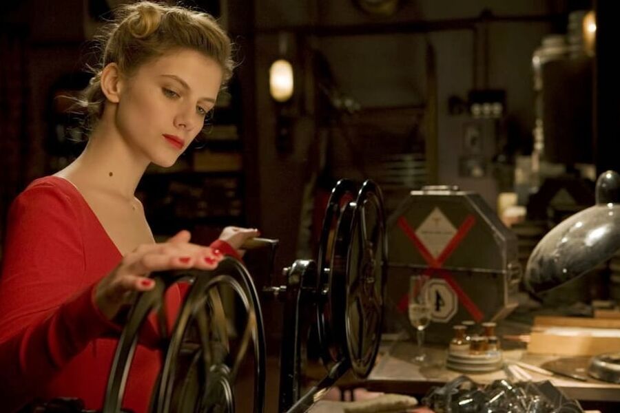 Melanie Laurent gorgeous french actress