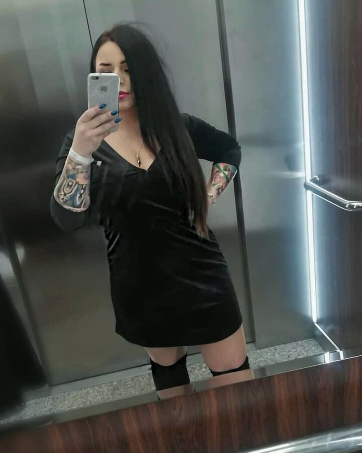 Ania hot polish curvy