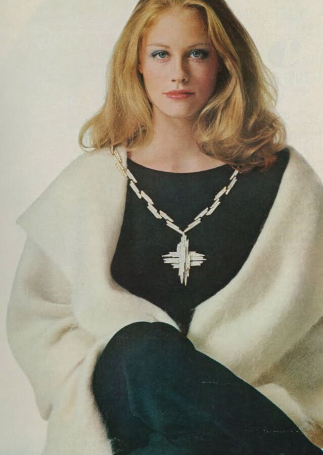 Celebrity Hot - Cybill Shepard