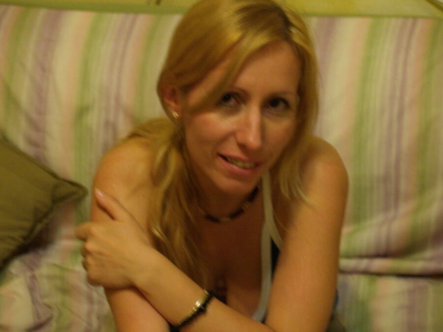 Gloria ish Mature Exposed