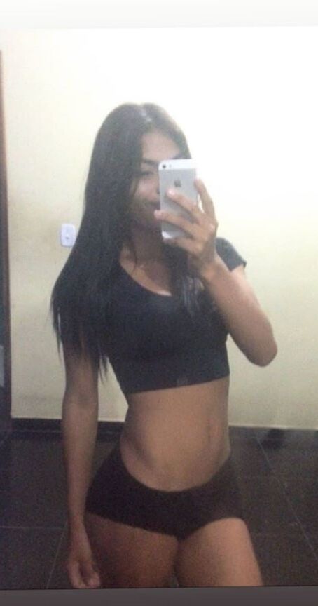 Isa Moreninha Safadinha