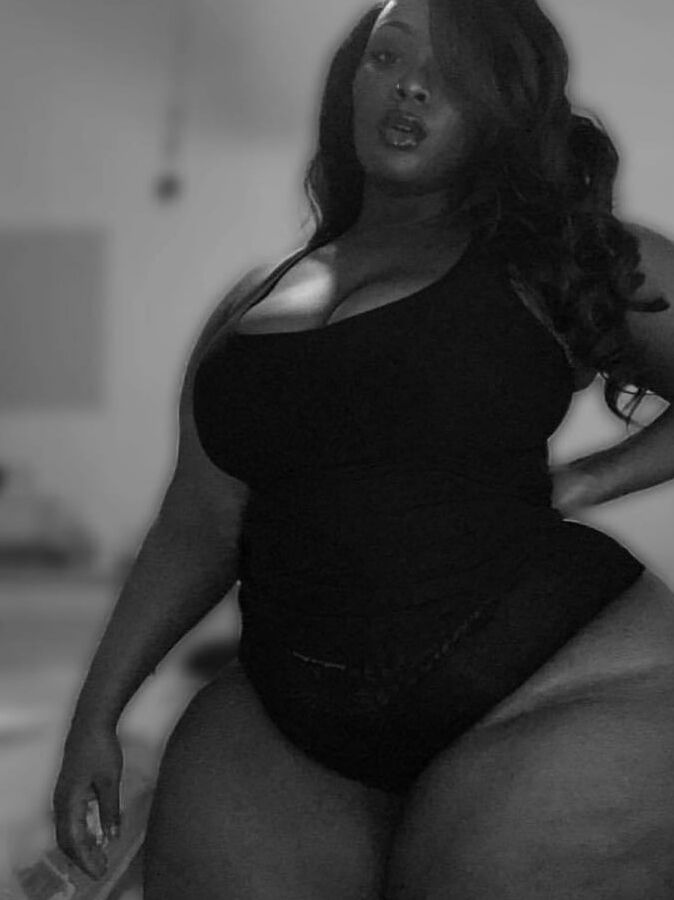 Amazing BBW Lokiilowkey