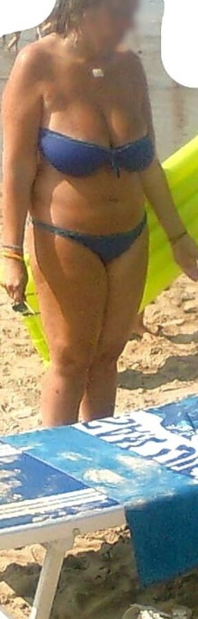 Mature bikini