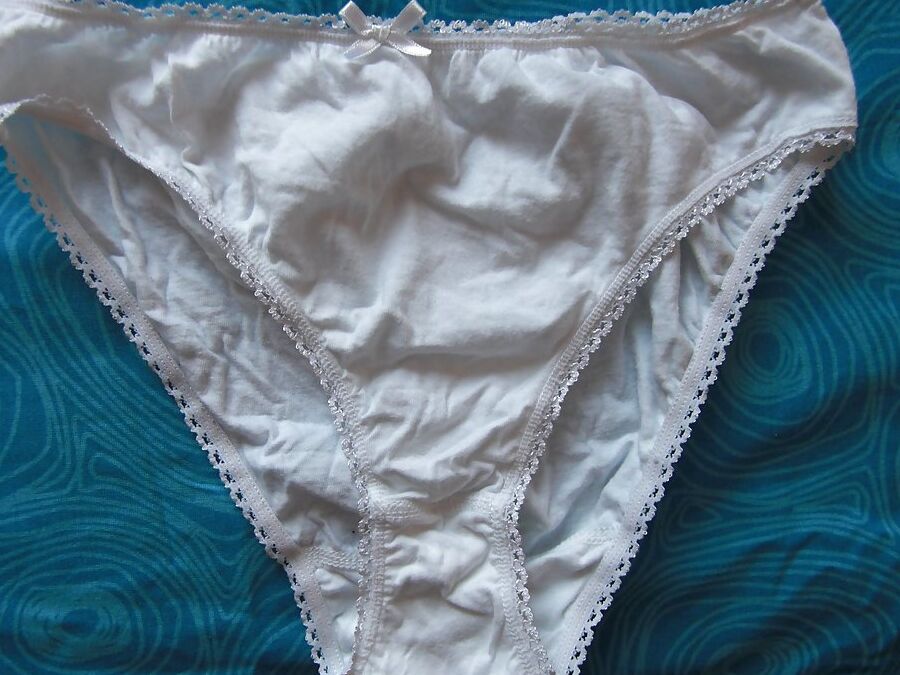 Cheap whore Charlotte from France