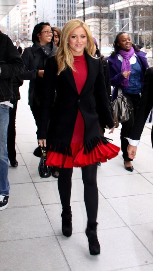 shakira out and about