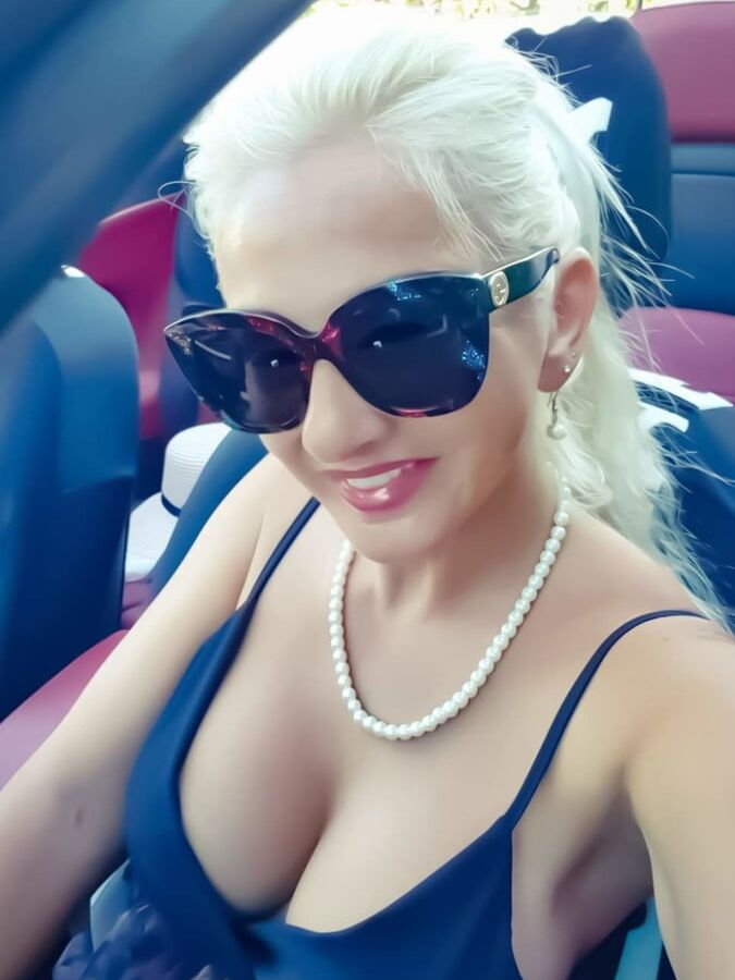 my blonde whore