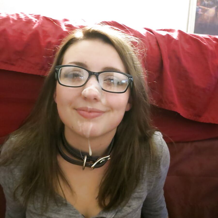 Super hot girl Pikdum&;s Slave