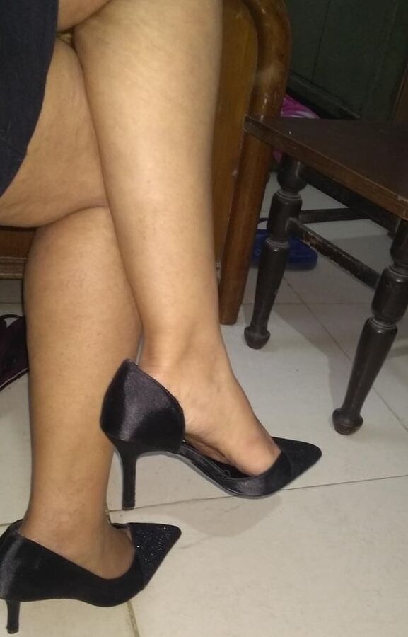 MY WIFE&;S SEXY HEELS