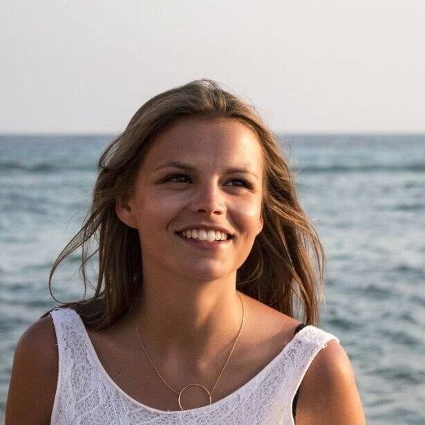 Cheap whore Charlotte from France