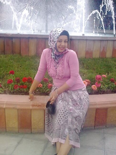 hijab sexy hoe!