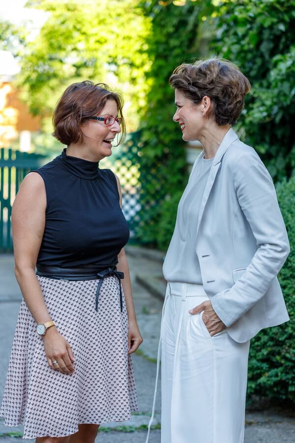 business milfs