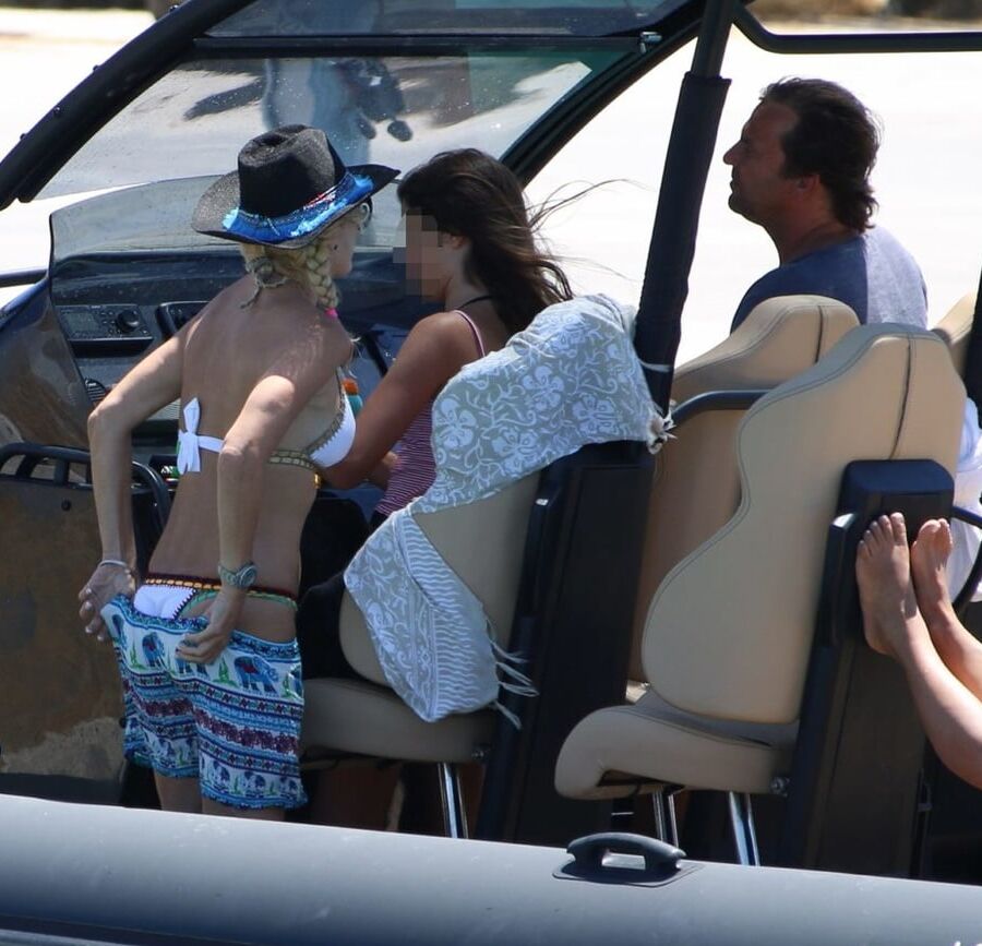 Greek Celebrity Menegai vol