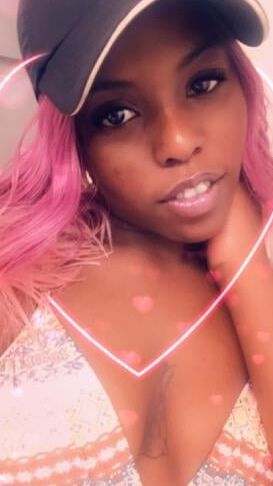 HENNY THE BLACK HOOKER